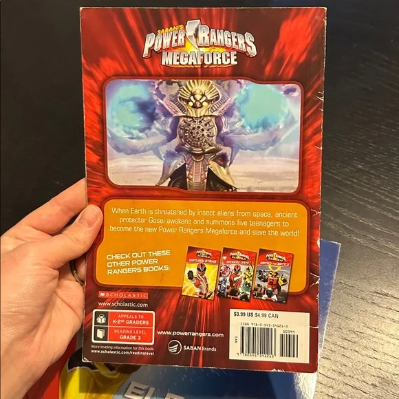 Power Rangers Books - Picture 6 of 7
